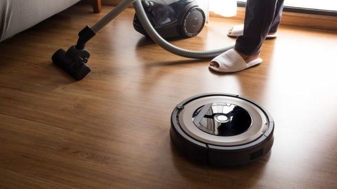 Robot süpürge mi yoksa klasik süpürge mi daha kullanışlı?