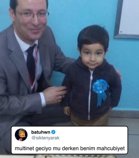 Pahalı bi restoranda Yemek kartı ile ödeme yaparken kendinizi mahçup hisseder misiniz?