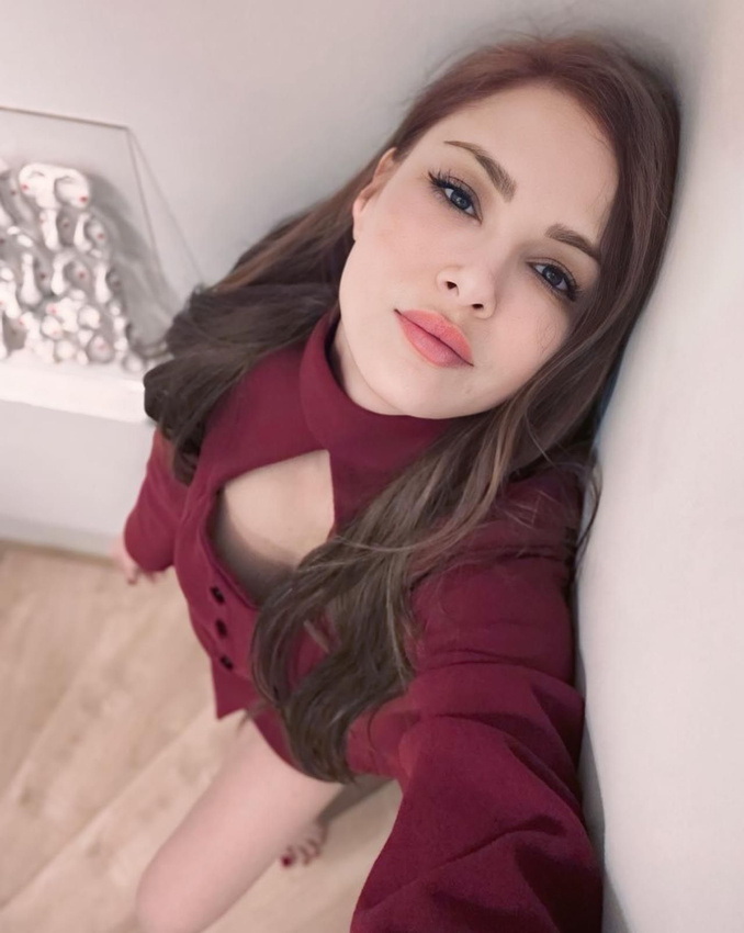 Mine Tugay fotoğraflarına yapılan yoruma sinirlendi! Ne düşünüyorsunuz?