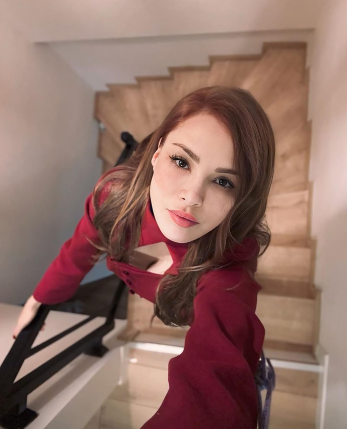 Mine Tugay fotoğraflarına yapılan yoruma sinirlendi! Ne düşünüyorsunuz?