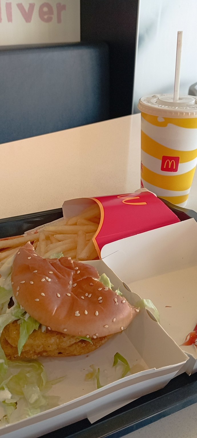 Üzüntünüzden yemek yer misiniz?