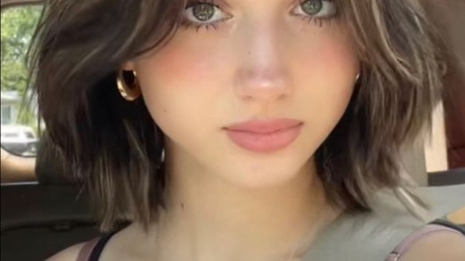 Hangi saç modeli sizce (yılbaşına özel glow up tgnvkmnv)?