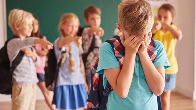 Birini küçük düşürmek hoşunuza gider mi?