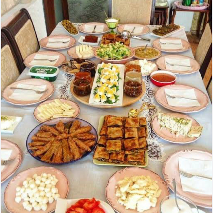 Herkesin evinden yemek yiyebilir misiniz?