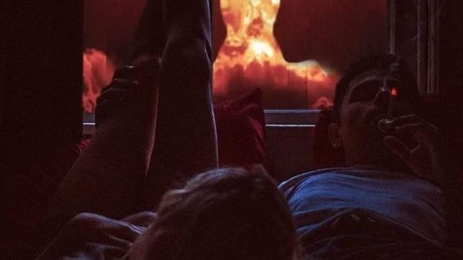 Her şey doğru mu olmalı; mutluluğu vadeden yanlış ise peşinden gider miydiniz?