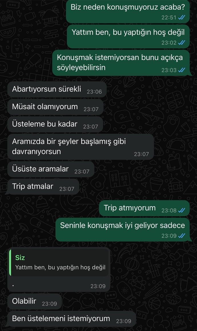Neden böyle yapıyor bu kızlar?