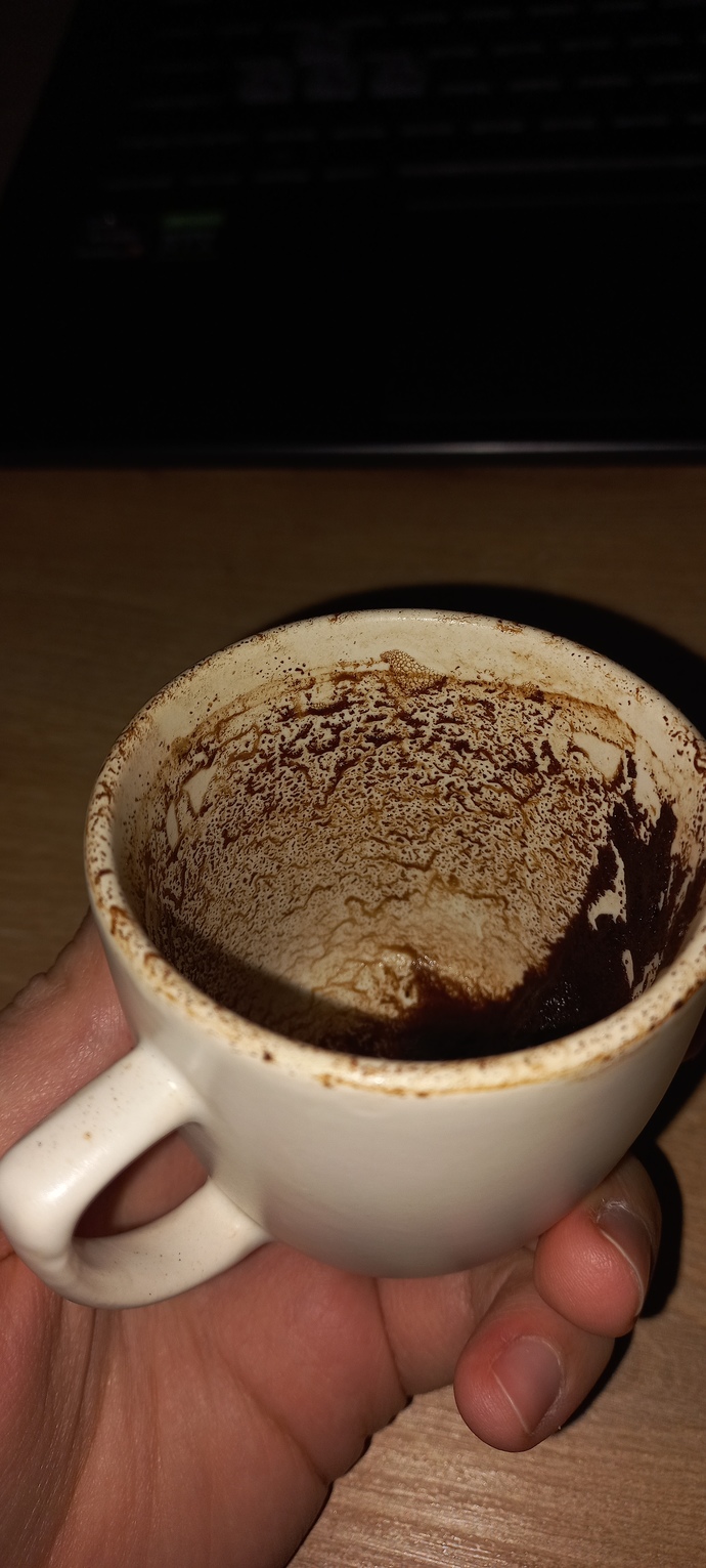 Kahve fali bakabilen var mi? ne cikmis falimda acaba?