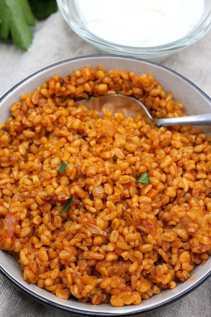 Domatesli bulgur pilavı sever misiniz?