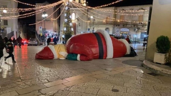 Yeni yıl ruhunuzu yansıtan görsel hangisi?