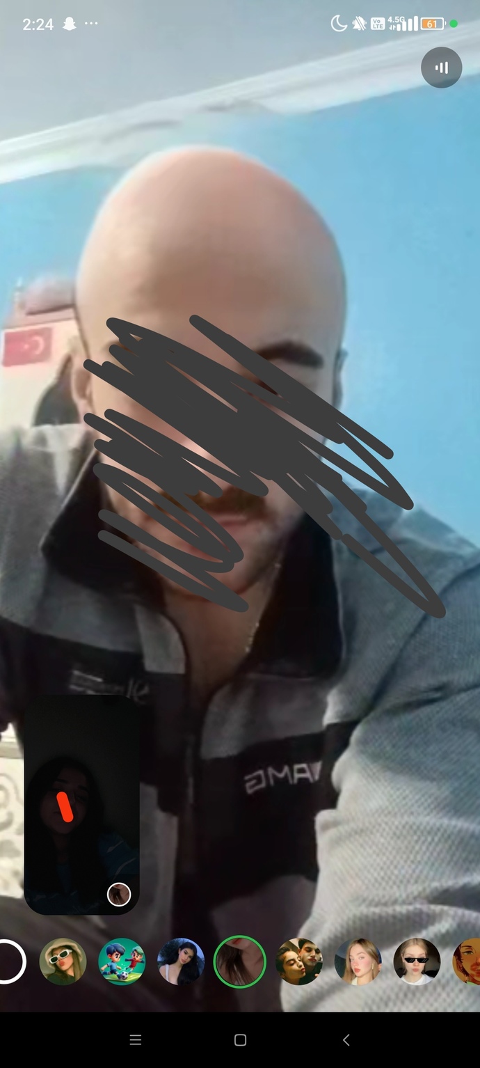 Kel ama kalbi güzel ahahah