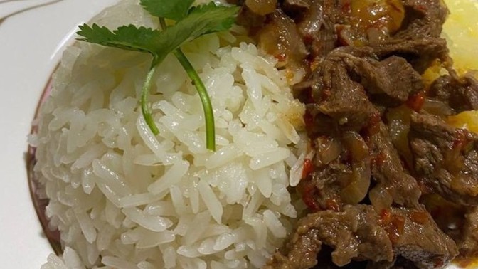 Etli pilav sever misinizz?