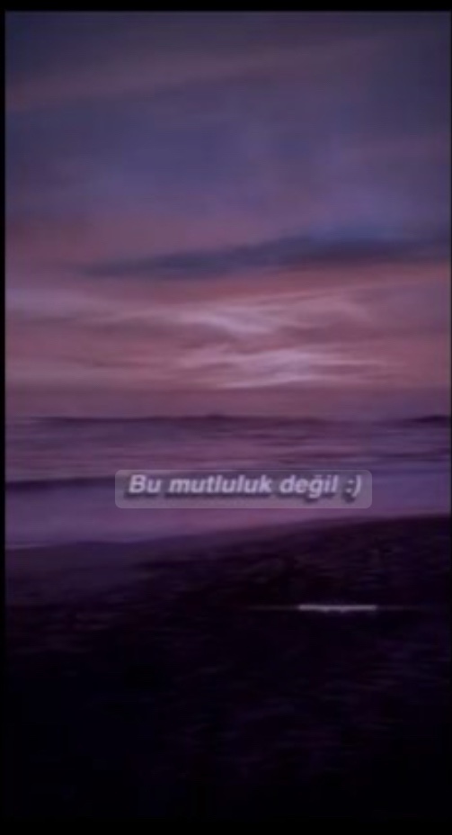 Sevgiliden ayrılınca neden kendimizi müziğe vuruyoruz?