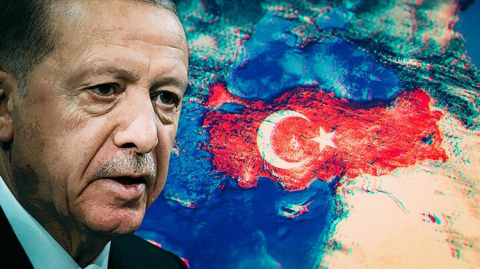 Recep Tayyip Erdoğan dünyada oyun kurucu lider olarak anılıyor. Türkiye yoksa İmparatorluğa mı dönüşüyor?