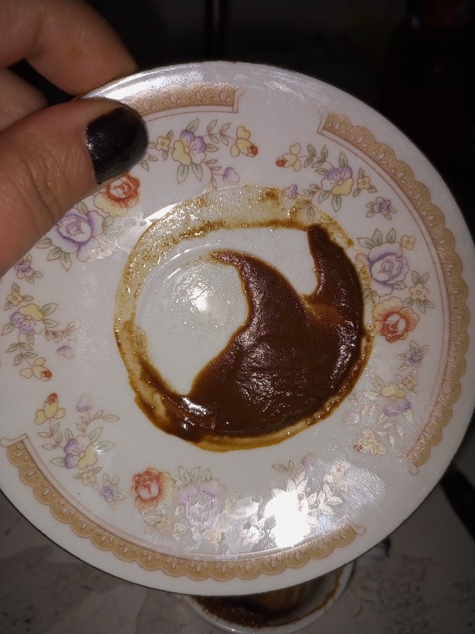 Mistik biri ve diğerleri falıma bakıverin gari bı?