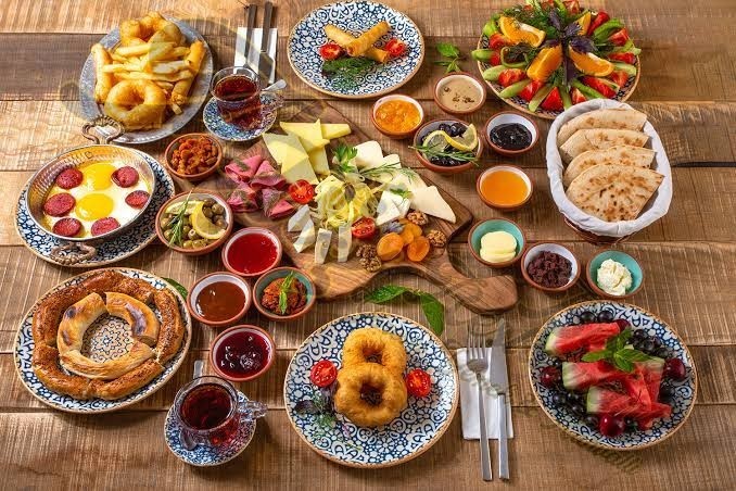 Sizin kahvaltı öncesi rutinleriniz neler?