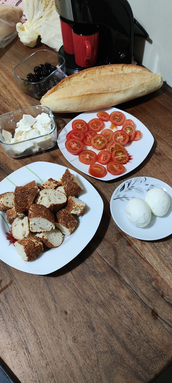 Kahvaltıda olmazsa olmaz dediğiniz neler var?