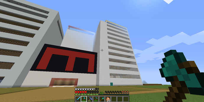 Evet minecraft 10 katlı binamız nasıl sizce güzel mi havuz bile var?