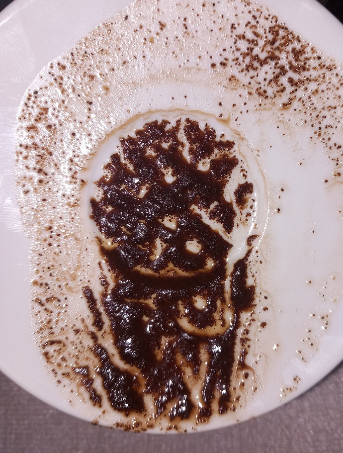 Kardesinize fal bakar misiniz?