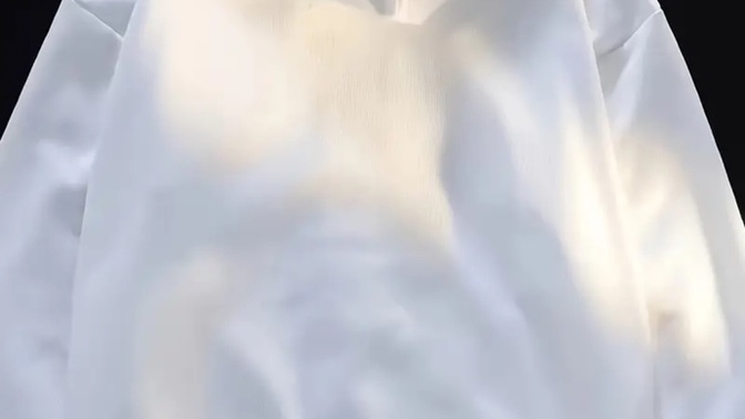 Sweatshirt buldum kelebekli. Nasıl görünüyor?