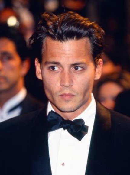 Dış görünüşü nasıl kişileri beğenirsiniz (esmer, kumral, jawline nı belirgin, zayıf )?