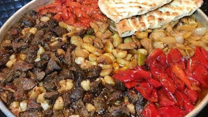 Bu yemeğin ismini bilen var mı?
