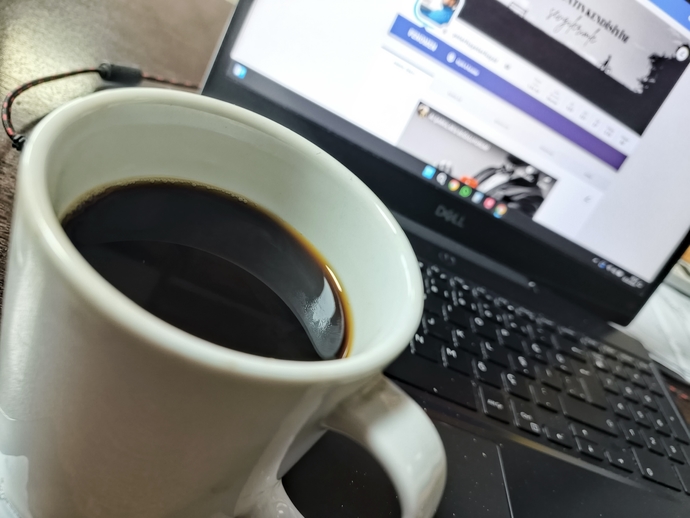 Canım kupam bugün bana zift gibi kahve ısmarladı! Sizinki ne ısmarladı?