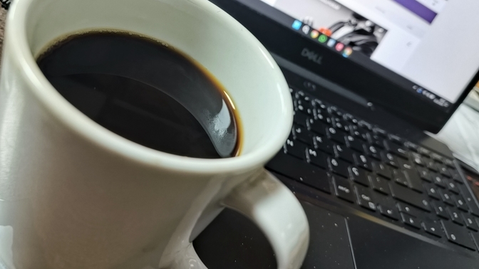 Canım kupam bugün bana zift gibi kahve ısmarladı! Sizinki ne ısmarladı?