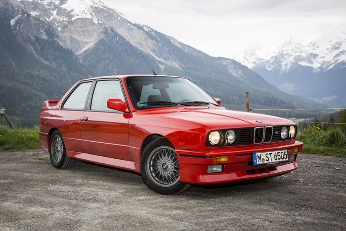 Tofaş dogan slx mi bmw m3 e30 mu saplar?
