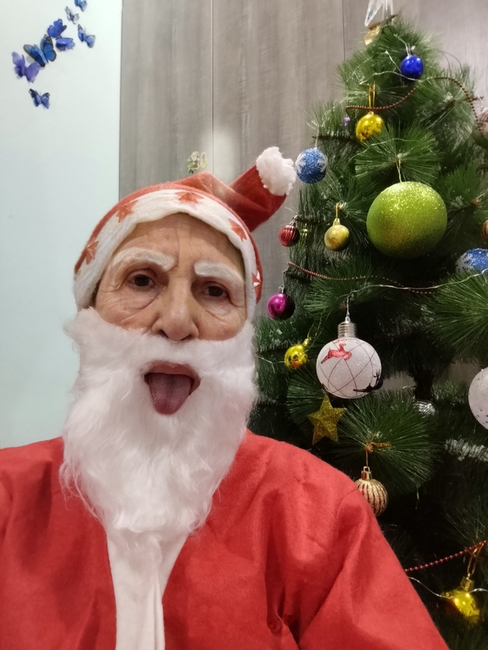 Ho Ho Noel babamız burada. 2025 için neler istersiniz🎁?