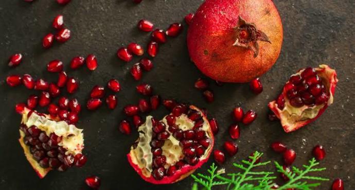 Yılbaşı gecesi kapınızda nar patlatıyor musunuz?