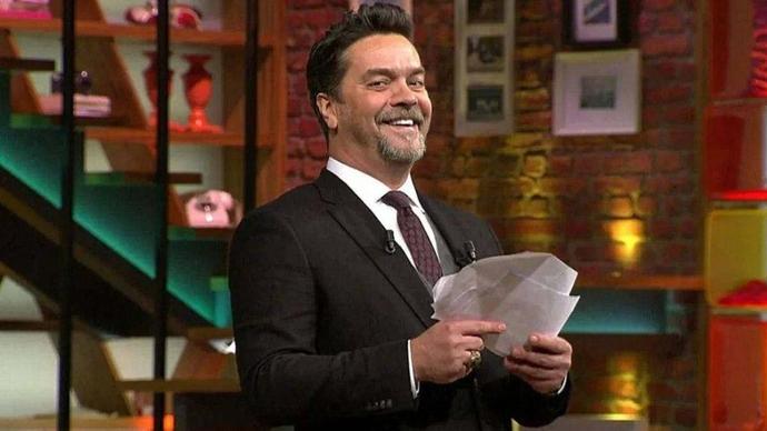 Beyaz Show geri dönmeye hazırlanıyor! Sizce eski heyecanı yeniden yakalayabilirler mi?