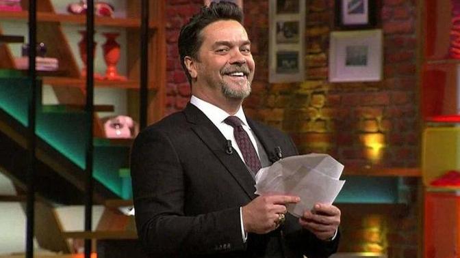 Beyaz Show geri dönmeye hazırlanıyor! Sizce eski heyecanı yeniden yakalayabilirler mi?