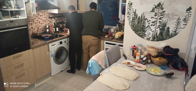 Eviniz kalabalık mi?