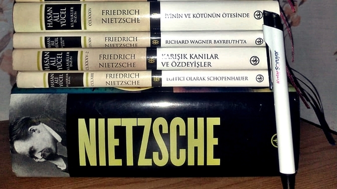 Nietzsche sever misiniz? Okur musunuz?