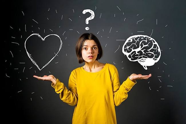 Bir karar alırken mantığınızı mı, yoksa duygularınızı mı takip edersiniz❓?