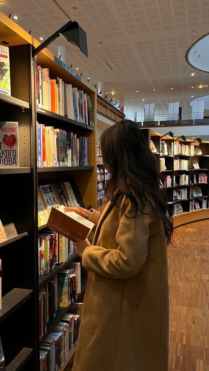 Seninle bir kütüphanede buluşacak olsaydık, seni nerede bulurdum?