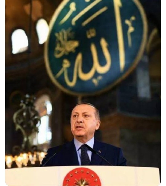 Cumhurbaşkanı Erdoğan yeniden aday olma hakkı kazanırsa oy verir misiniz?