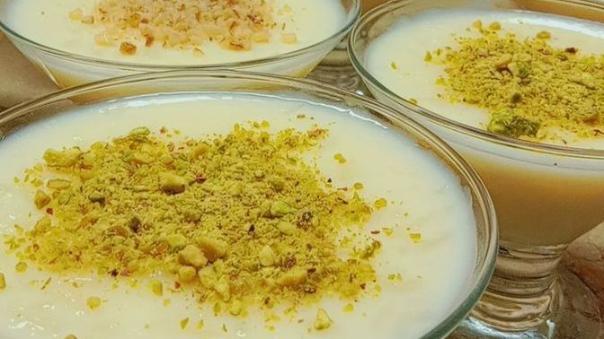 Bir oturuşta kaç kase sütlaç yersin?