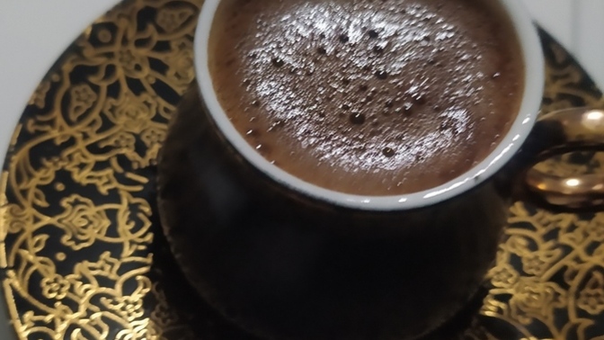 Bugün kahvenizi kiminle karşılıklı içtiniz?