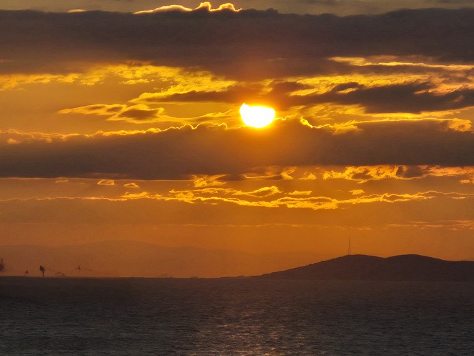 Sabah güneşi bu kadar güzel yakalamışken çekmesem olmazdı ☀️
