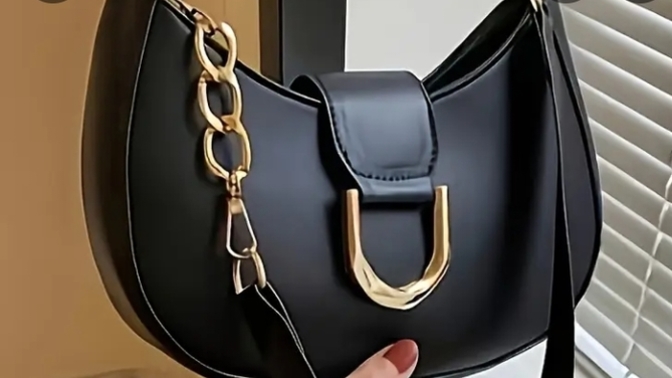 Çantalardan hangisi güzel hangisini alim?