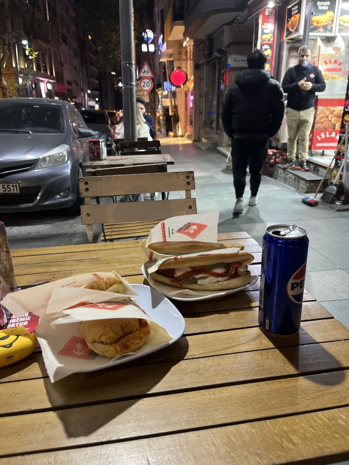 Gece acıkınca ne yaparsınız KS üyeleri?
