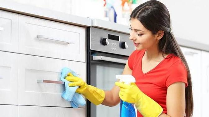 Mutfakta çıkmak bilmeyen yağ lekelerine en iyi çözümünüz nedir?