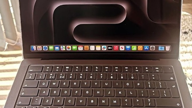 Sizce MacBook M3 mü alsam yoksa M1 mi?