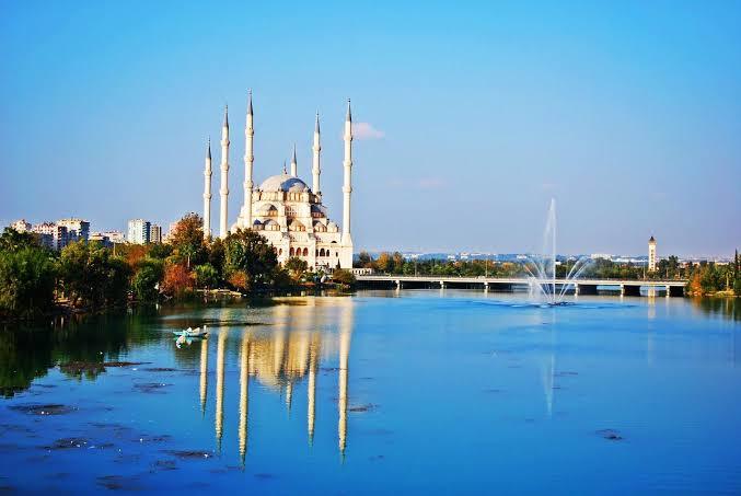 Türkiye’de insanlar köle hayatı mı yaşıyor?
