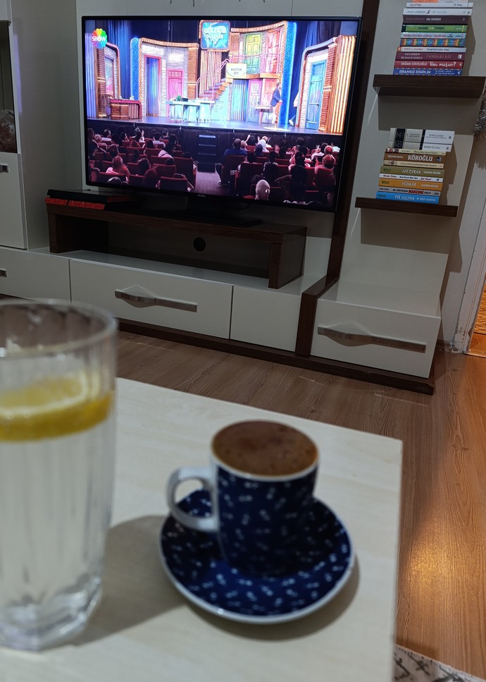 ☕📺