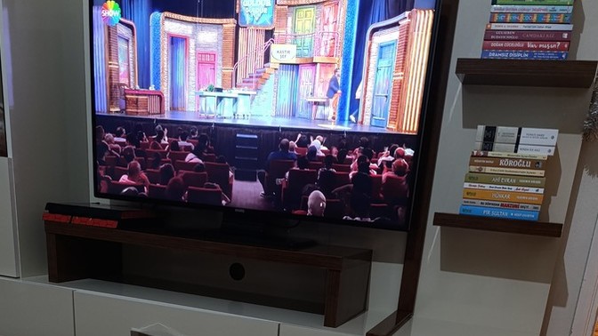 Güldür Güldür SHOW izliyor musunuz?