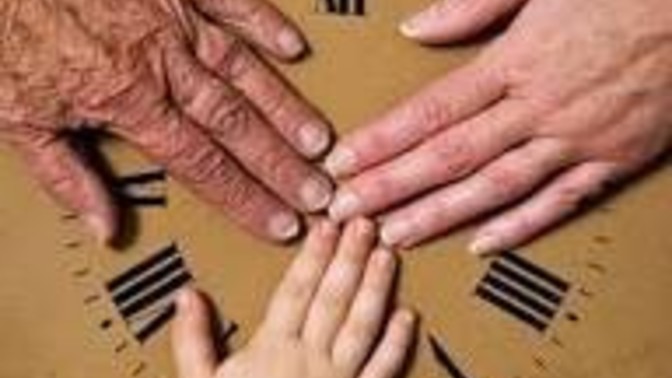 Niye büyüdükçe kirlenirdi ellerimiz?