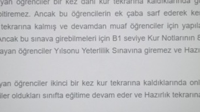 Hazırlıkta 2. Kurda kaldım, fotoğraftaki paragrafa göre derslere girip sınavlara katılabiliyor muyum?