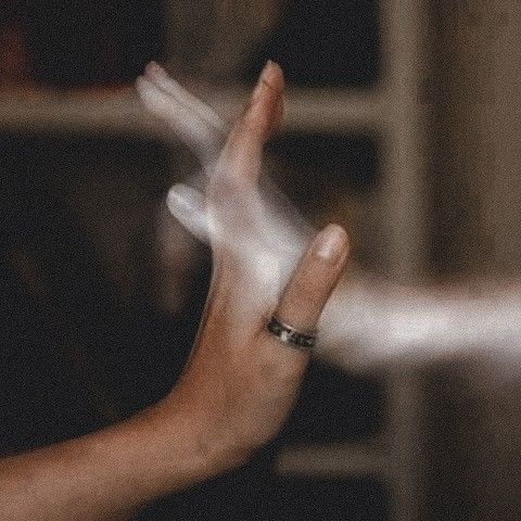 Tüm yüzeyselliklerden arınarak, bir insanın ruhu ile sohbet ettiğin oldu mu?